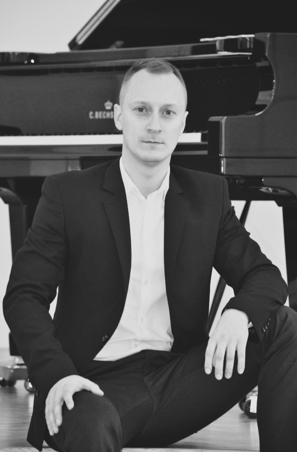 Gerič Alex, MgA., Ph.D., MBA