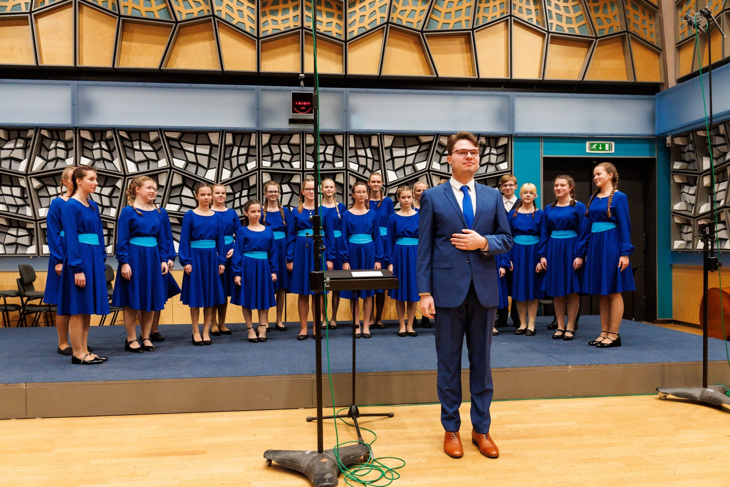 Přinášíme vám nahrávku a fotografie z akce Klasika na dosah, které se zúčastnil i náš sbor.