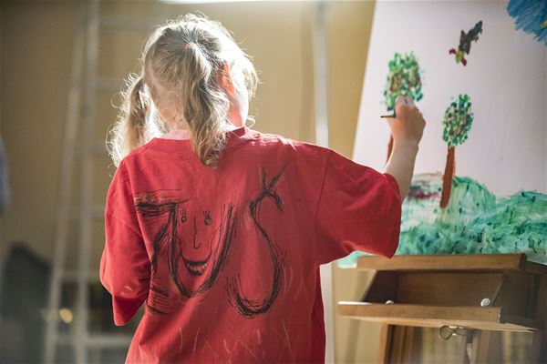 Naše žákyně výtvarného oboru Magda Jalůvková mezi stipendisty programu Barevné horizonty